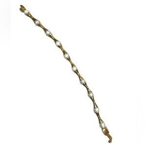 Misaki Bracelet with Pearl and Gold Tone Details